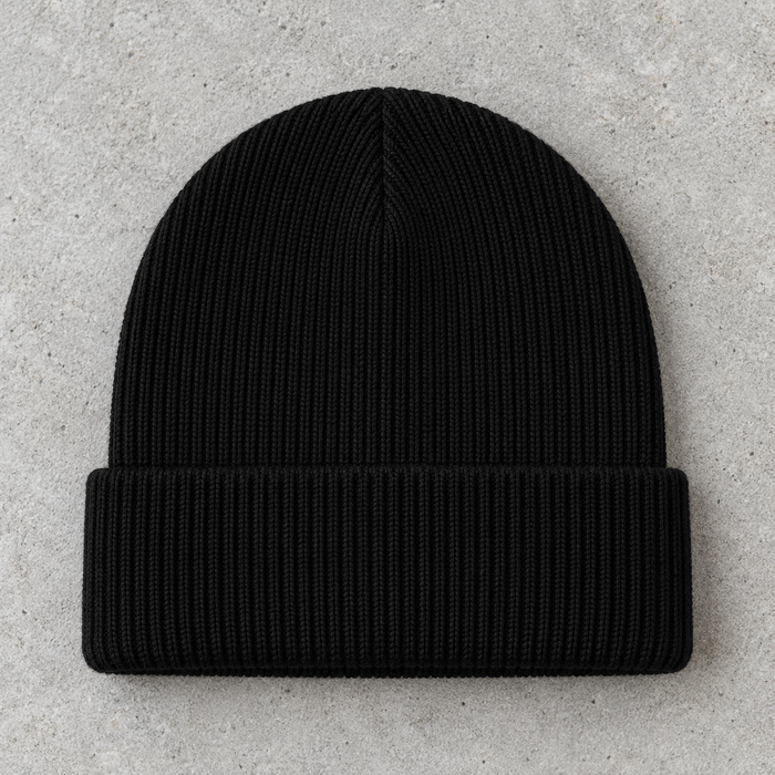 Tuque noir sur béton — vue avant, revers personnalisable