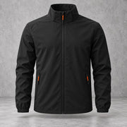 Manteau noir pour homme — vue avant sur fond béton
